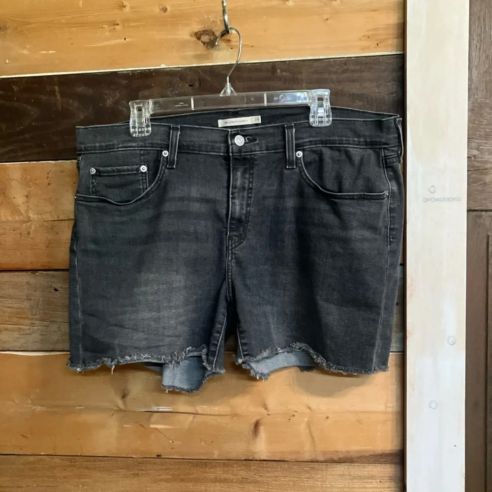Levi's Black Jean Shorts Raw-Hem mid length shorts 34 - Picture 11 of 11